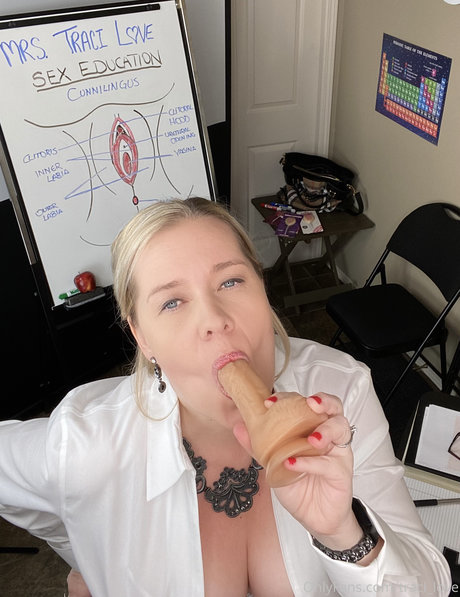 Mrs Traci Love star du porno adulte des photos