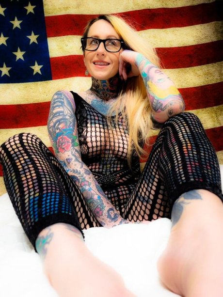 Jessica Darlin estrella porno de alta calidad foto