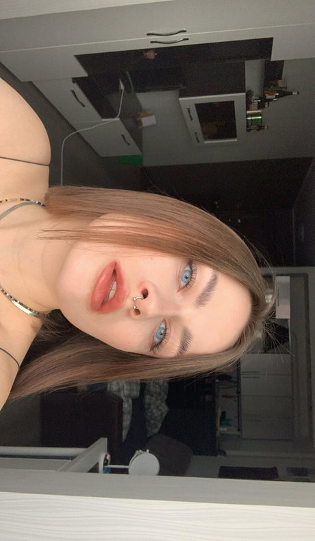 dasha actriz de arte galerías