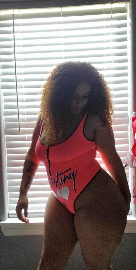 Dess__2 nudes actress img