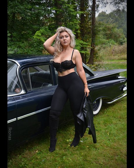 yoursnikita modèle de sexe images