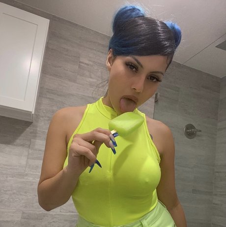 Xobeya_ pornstar naked photos