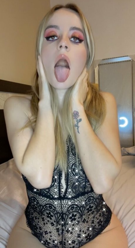 Mackiie89 star du porno photo