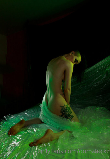 Domztrickz bonita modelo galerías