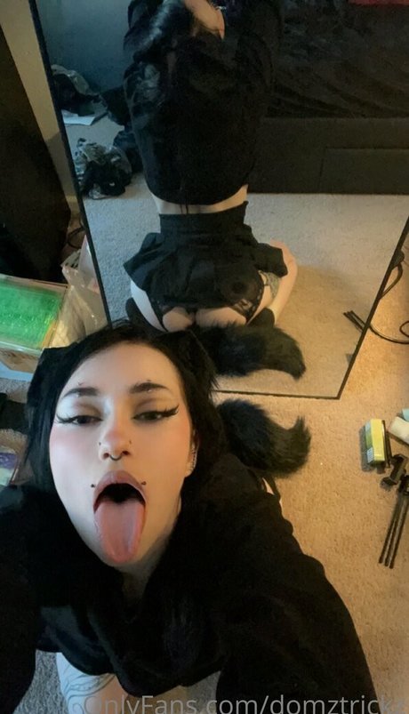 Domztrickz actrice libre des photos