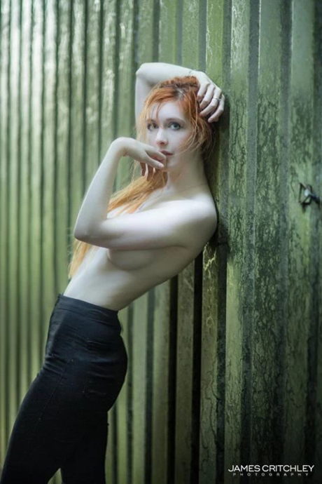 Alice Biscuit pornstar photo