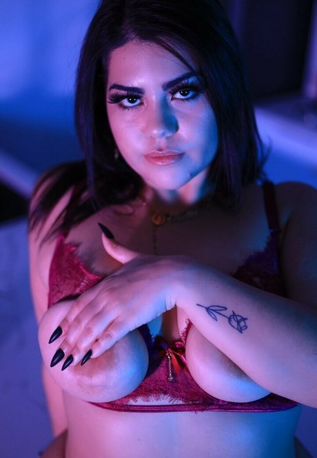 Karen R pretty pornstar images
