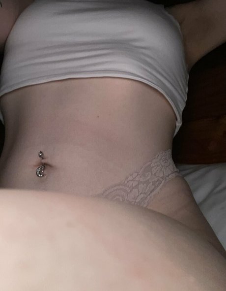 Mady Unleashed modelo erótico foto