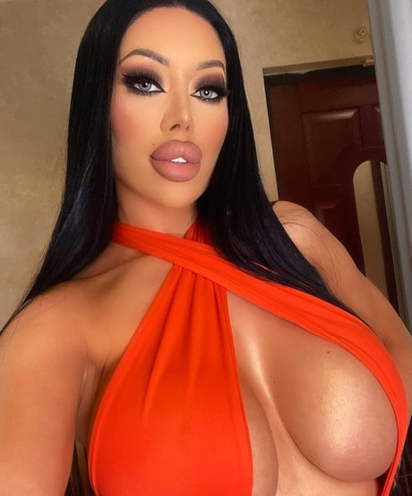 Lara Frost pornographic actress picture
