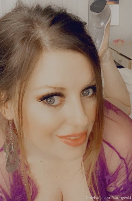 Sonny Wild estrella atractiva foto