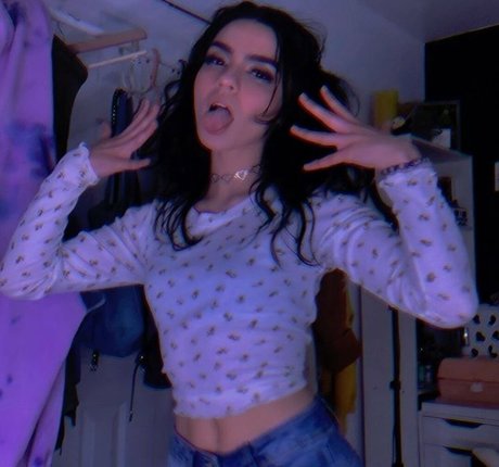 Misopacketbae model high quality pictures