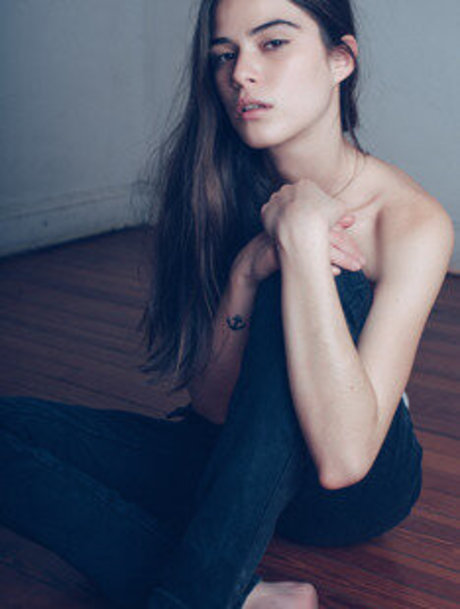 Carolina Garzon star du porno belle photos