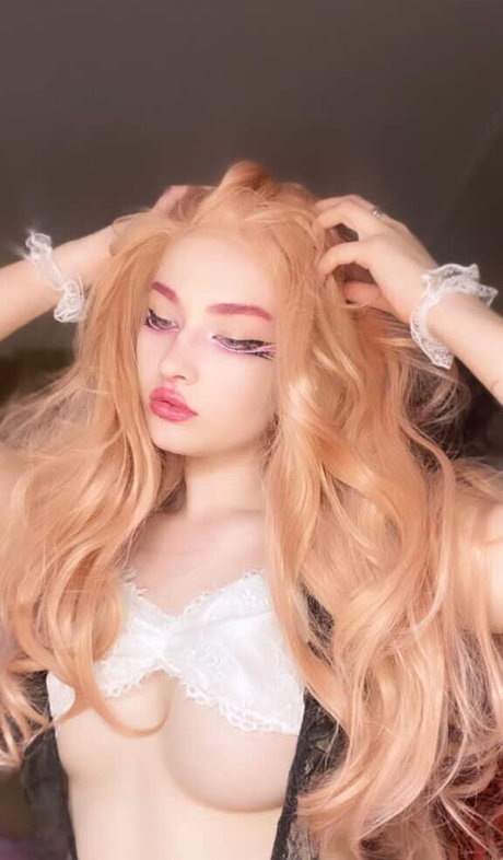 KittyKatSparrow star du porno érotique galeries