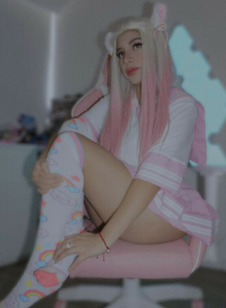 MonyWTFLive jolie actrice img