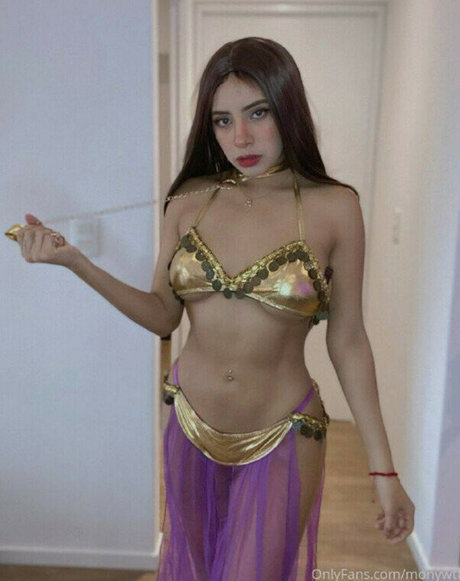 MonyWTFLive actriz de arte fotos