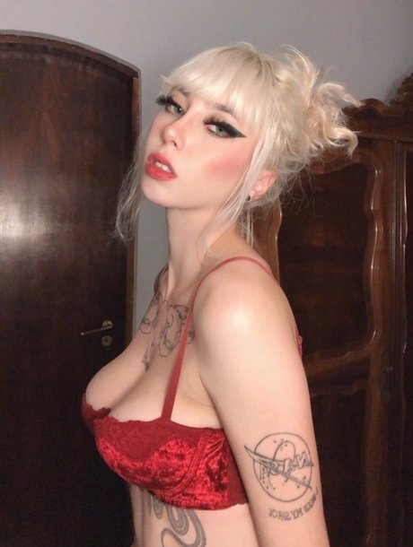 Trizpac estrella porno atractiva galerías