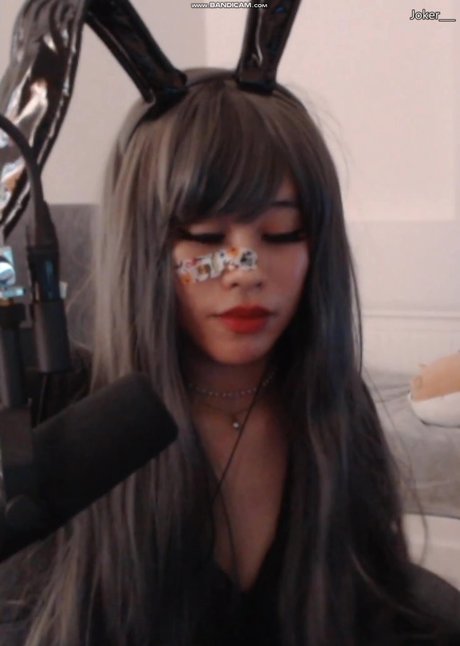 Saiiren jolie actrice photos