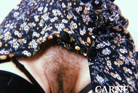 Melantha modelo atractivo imagen