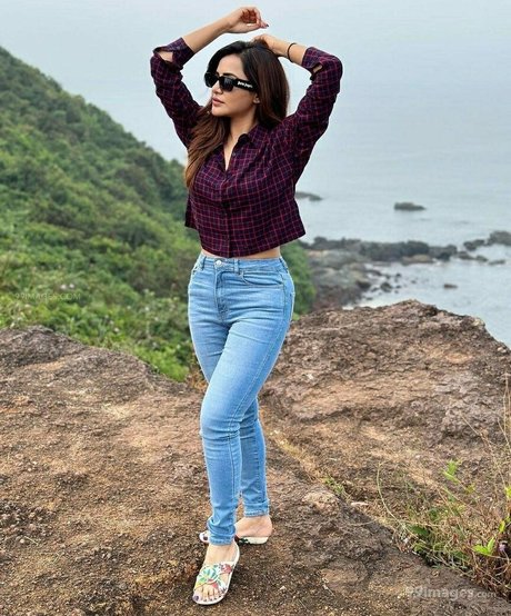 Ashu Reddy meilleure star du porno photos