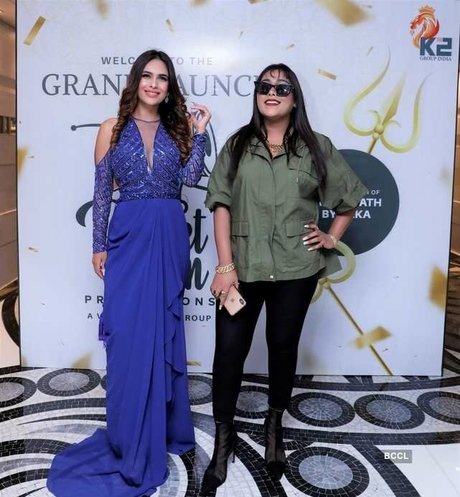 Neha Malik modelo desnudos recopilación