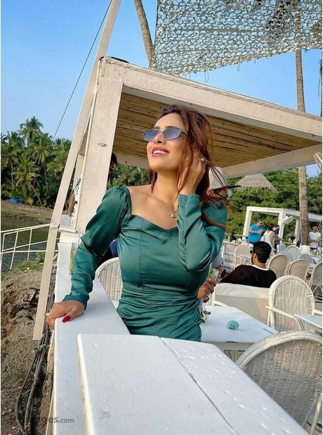 Neha Malik modèle chaud galerie