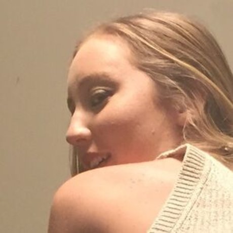 Renee St Pierre modèle chaud photo