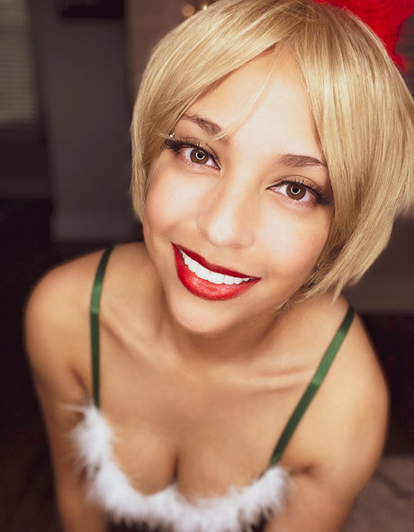 Domi Versailles top star archive