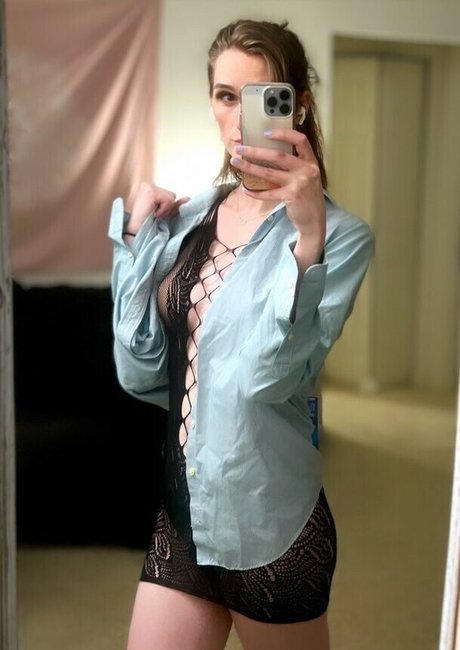 ALesserDeity xxx model pics