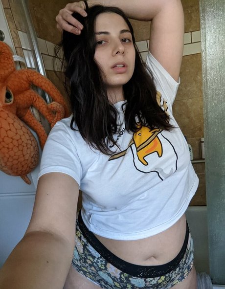 GlitchBun adult actress photo