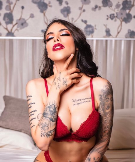 Claudia Guajardo estrella porno del sexo galerías