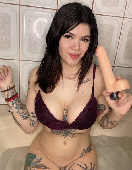 Paula Madrigal star du porno en haute qualité img