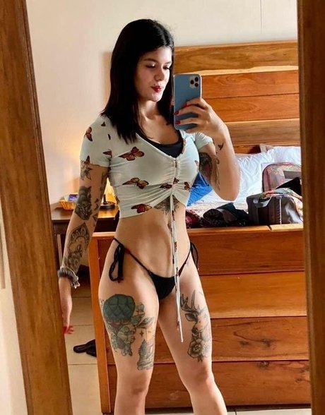 Paula Madrigal modèle de haute qualité des photos