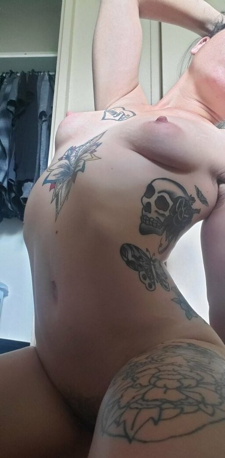 Randie Babydoll Morales modèle magnifique des photos