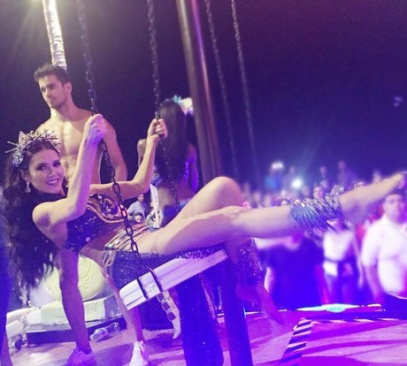 Marlene Favela art modèle galerie