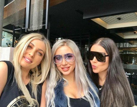 Marlene Favela star du porno adulte photo