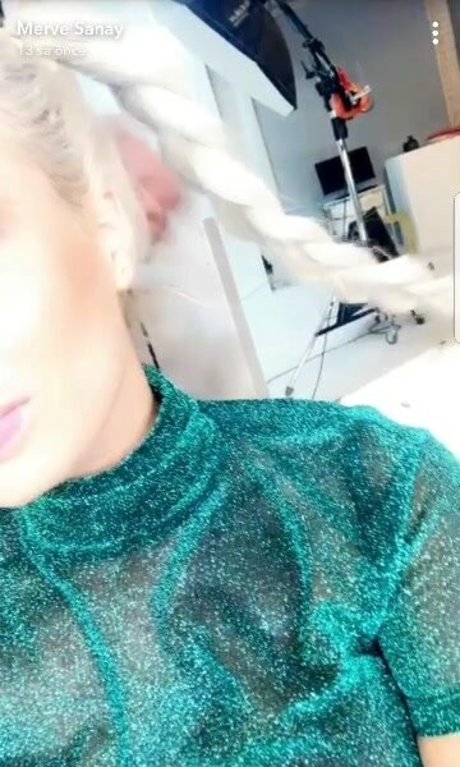 Merve Sanay étoile nue img