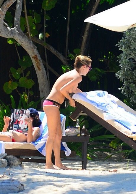 Kate Moss modèle artistique photo