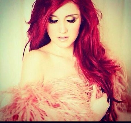 Dulce Maria modelo porno imágenes