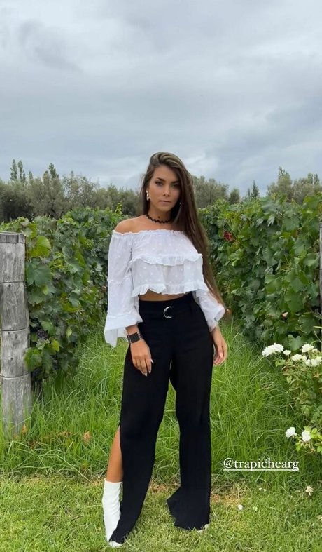 Valentina Grant modelo gratis archivo