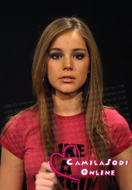 Camila Sodi modelo gratis recopilación