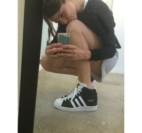 Camila Sodi sexe star du porno galerie