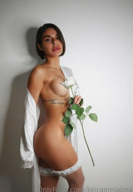 YanivAndKeira star du porno en haute qualité photo