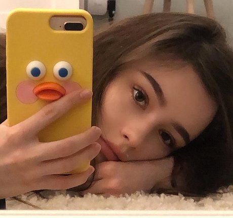 Dasha Tarab actrice sexy galeries