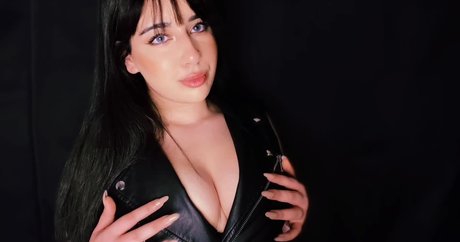 Shiny ASMR free pornstar images