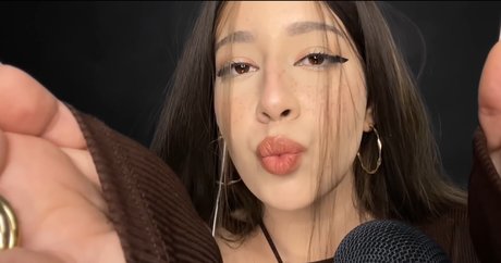 Shiny ASMR star pornographic pics