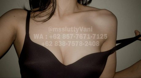 MssluttyVani model exclusive photos
