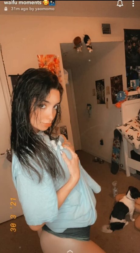 irlyaomomo model nude picture