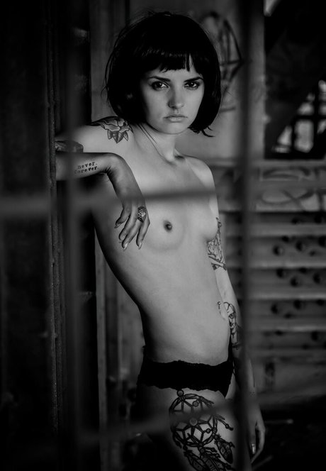 Kristina Letushova modèle artistique images