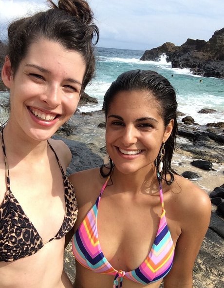 Carly Foulkes star du porno érotique galerie