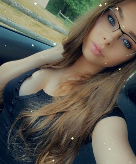 freaksaregeeks star sexy images